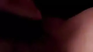 خيال استمناء لمراهقة عربية في غرفة نومها الخاصة