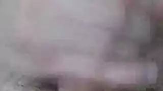 حفلة جنس في الخارج: أربعة شباب horny يشاركون مهبلًا ضيقًا