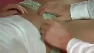 اخ يغتصب مرة اخوه