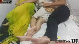 البنات نيمه